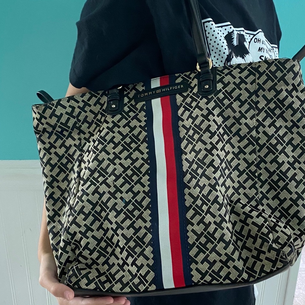 Tommy Hilfiger tote bag